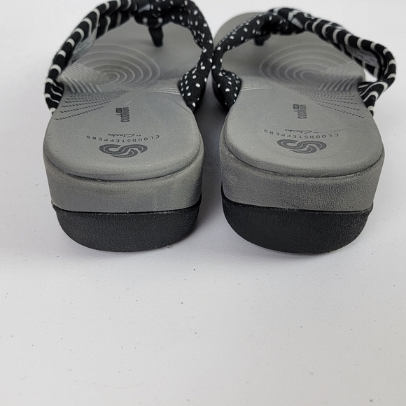 Clarks Cloud Steppers Arla Glison Black And White Striped Thong Sandals Sz 9 - Picture 15 of 16